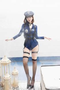 春江水暖海报